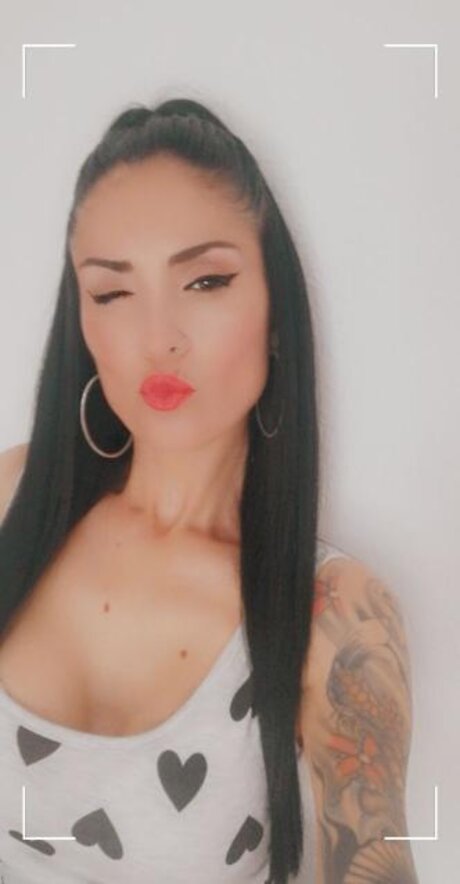 Foto di nudo di fuga di OnlyFans di Triana