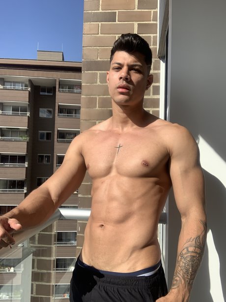 Foto di nudo di fuga di OnlyFans di Sam Damon