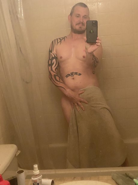 Foto di nudo di fuga di OnlyFans di Tryce Smith