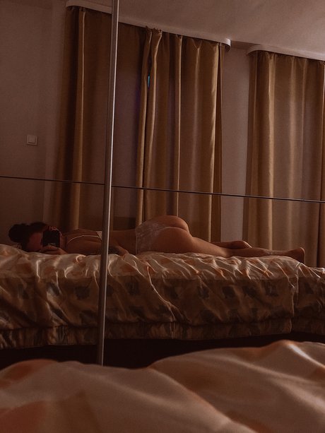Foto di nudo di fuga di OnlyFans di Stacia
