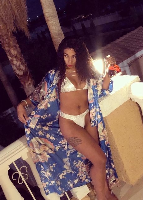 Foto di nudo di fuga di OnlyFans di Gianna Nova