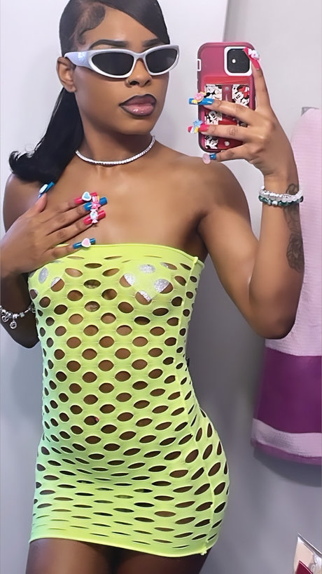 Foto di nudo di fuga di OnlyFans di Kayykreamm