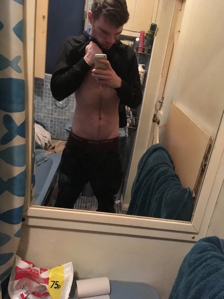 Foto di nudo di fuga di OnlyFans di Jg2790