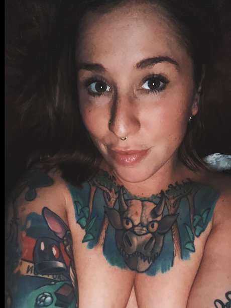 Foto di nudo di fuga di OnlyFans di Jethie