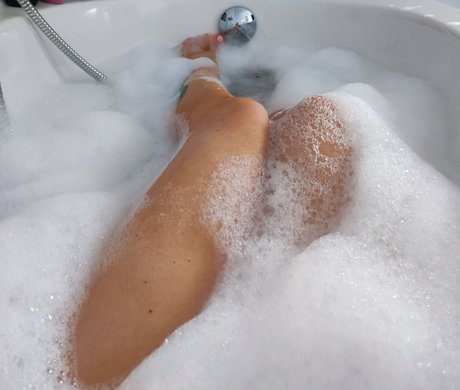Foto di nudo di fuga di OnlyFans di Kyra Banks