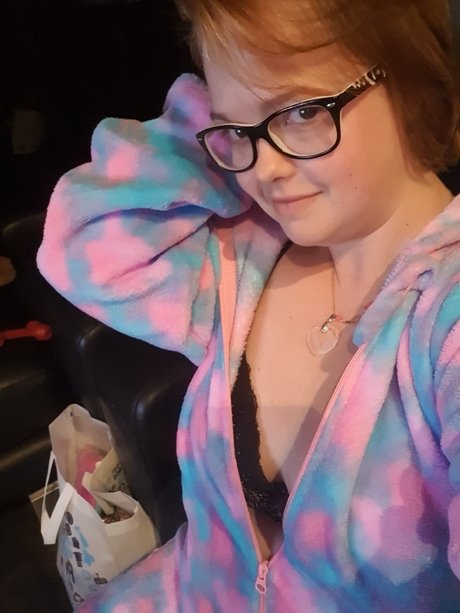 Foto di nudo di fuga di OnlyFans di Xxannekexx