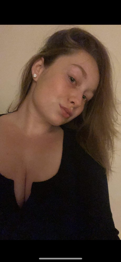 Foto di nudo di fuga di OnlyFans di Tiebunny