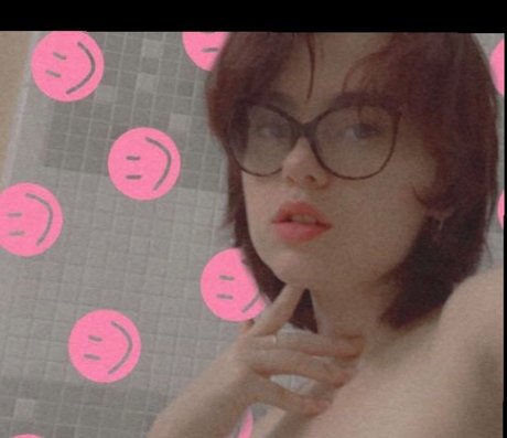 Foto di nudo di fuga di OnlyFans di 5ive