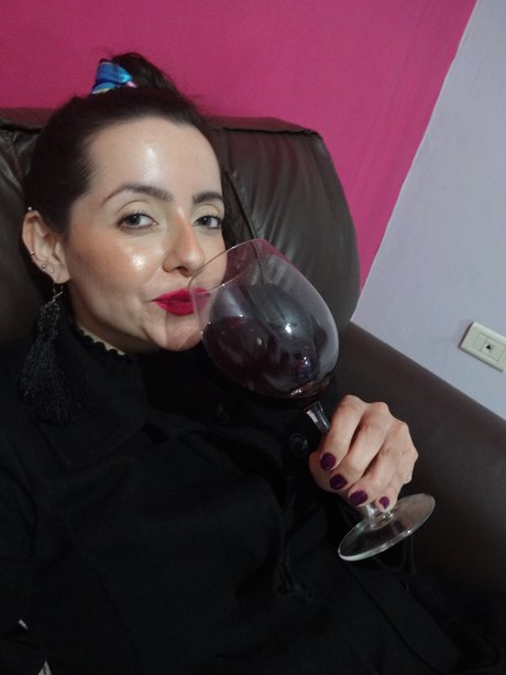 Foto di nudo di fuga di OnlyFans di Leslie Grimoldi