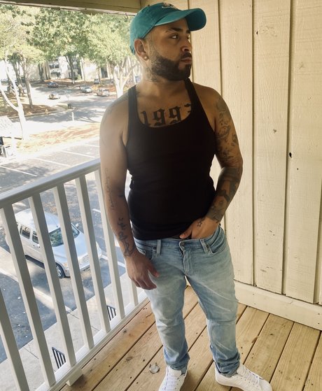 Foto di nudo di fuga di OnlyFans di Tonedoe919