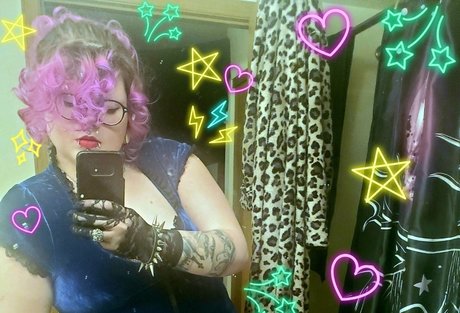 Foto di nudo di fuga di OnlyFans di Toospookywitch