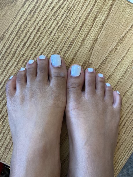 Foto di nudo di fuga di OnlyFans di White Toes