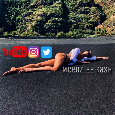Foto di nudo di fuga di OnlyFans di Mcenzlee Kash