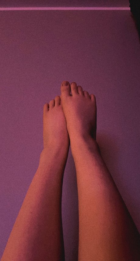 Foto di nudo di fuga di OnlyFans di Angelfeet