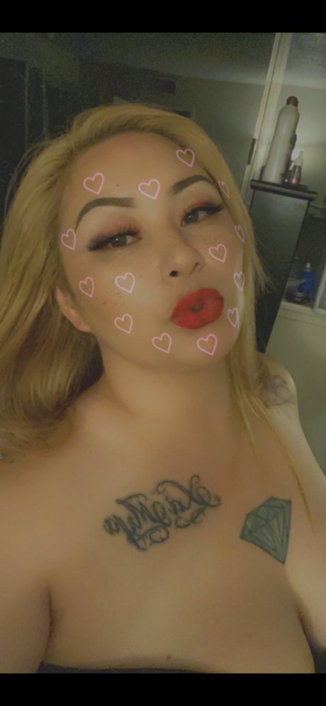 Foto di nudo di fuga di OnlyFans di Nina