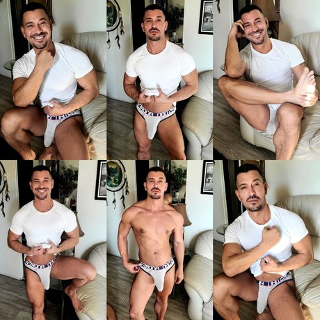 Foto di nudo di fuga di OnlyFans di Eric Martinez