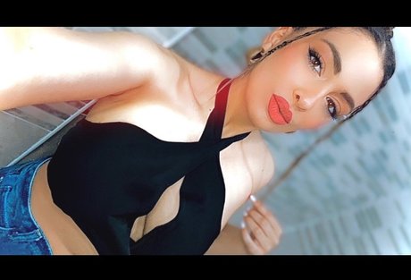 Foto di nudo di fuga di OnlyFans di Kelly