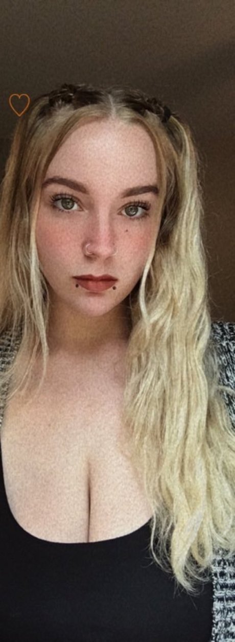 Foto di nudo di fuga di OnlyFans di Judy
