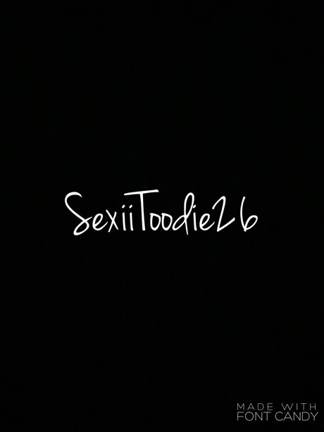 Foto di nudo di fuga di OnlyFans di Sexiitoodie26