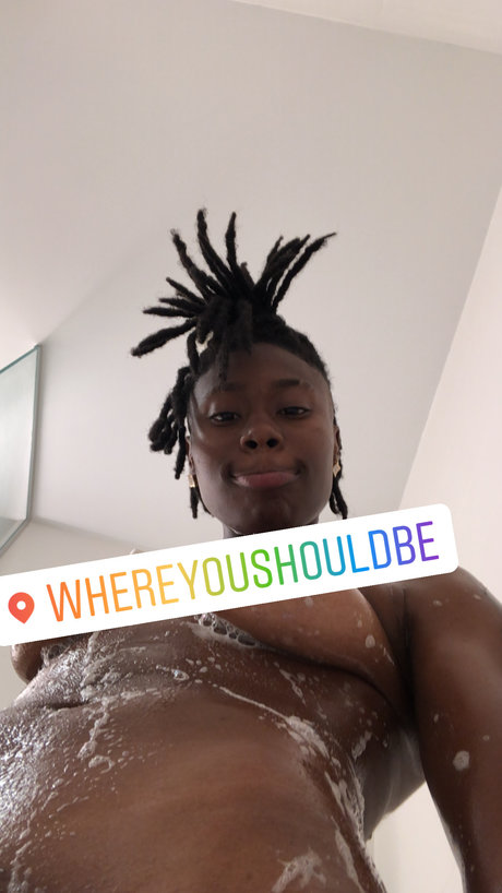 Foto di nudo di fuga di OnlyFans di Hustla Baby 