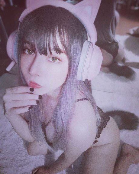 Foto di nudo di fuga di OnlyFans di Bornsinner