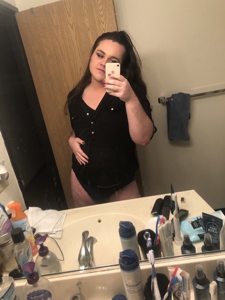 Foto di nudo di fuga di OnlyFans di Transpeachy