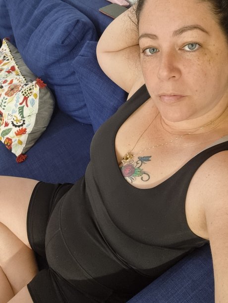 Foto di nudo di fuga di OnlyFans di Brenda