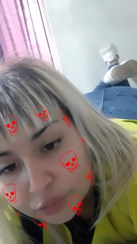 Foto di nudo di fuga di OnlyFans di Mia Richi