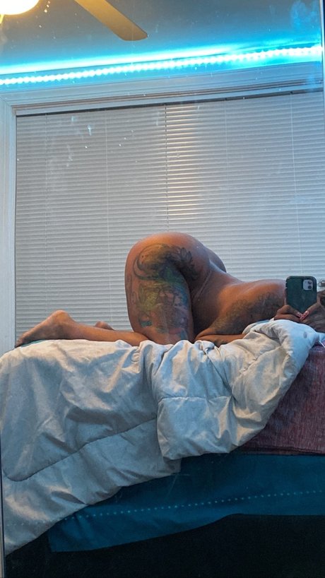 Foto di nudo di fuga di OnlyFans di Sin City