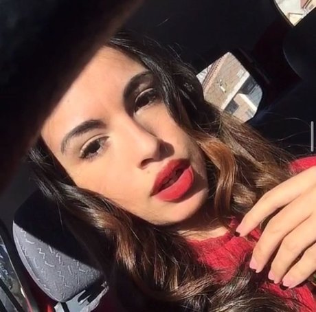 Foto di nudo di fuga di OnlyFans di Mbar Nataly