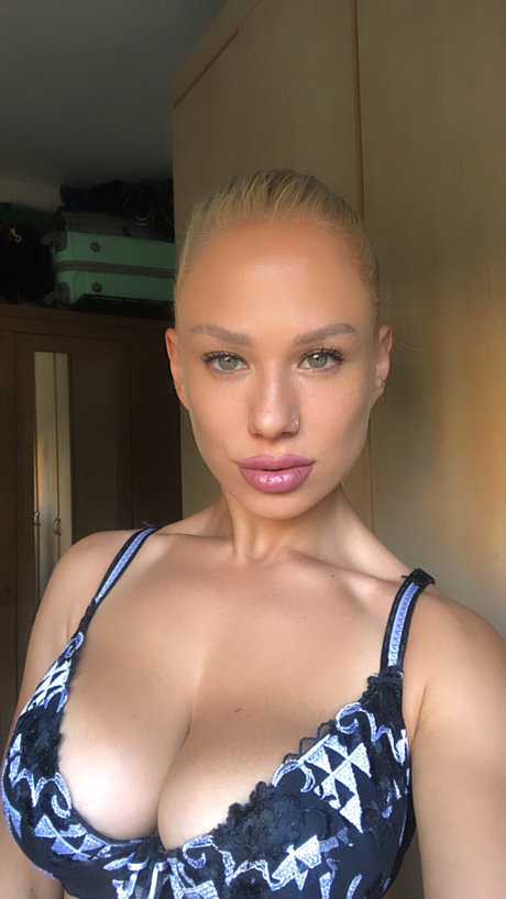 Foto di nudo di fuga di OnlyFans di Stacy Yanowsky