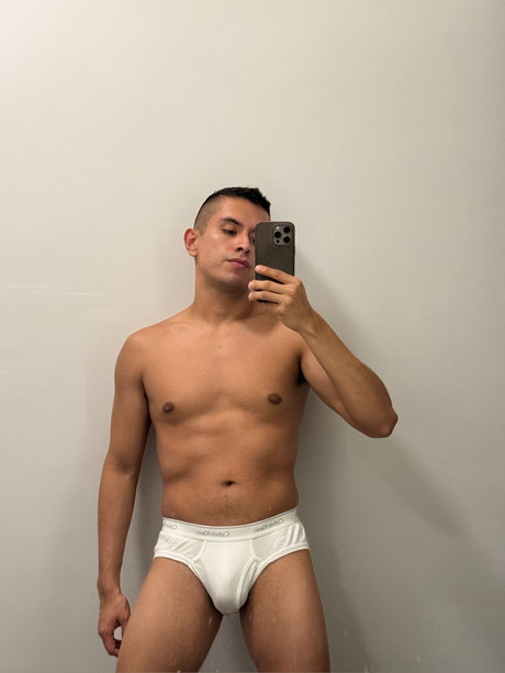 Foto di nudo di fuga di OnlyFans di Ramyx