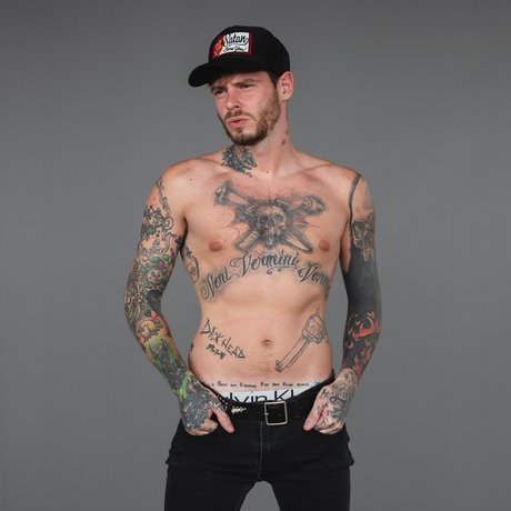 Foto di nudo di fuga di OnlyFans di Pinche Chris