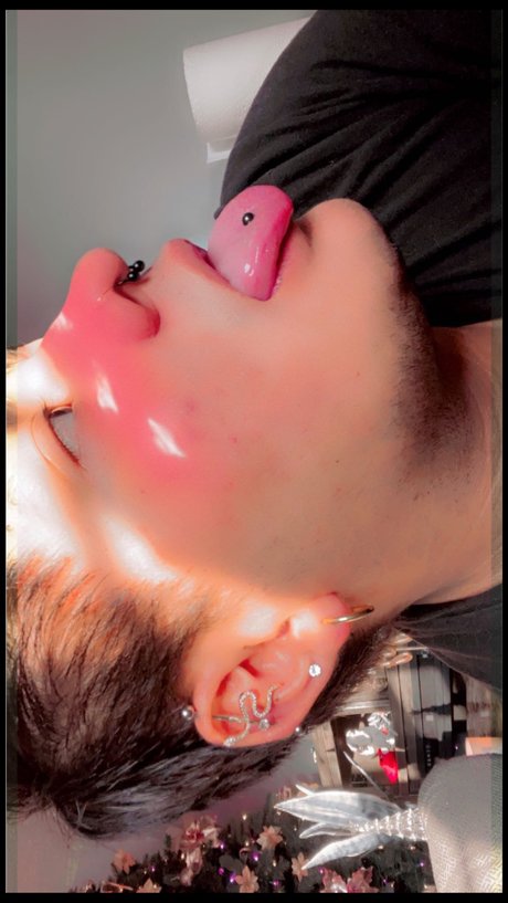 Foto di nudo di fuga di OnlyFans di Luis