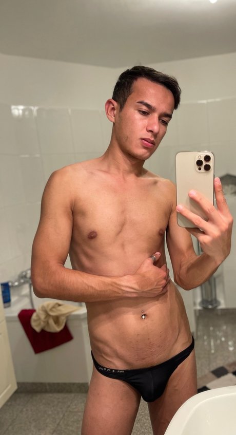 Foto di nudo di fuga di OnlyFans di Carlos Rodrigo Ruiz Diaz
