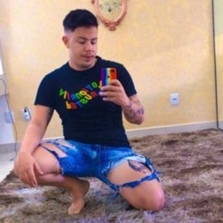 Foto di nudo di fuga di OnlyFans di M A R D E N  B A R B O S A