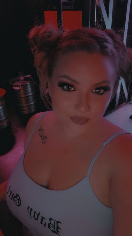 Foto di nudo di fuga di OnlyFans di Velvet Vixen