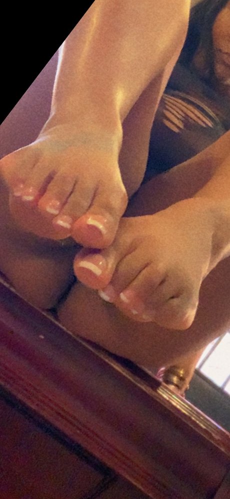 Foto di nudo di fuga di OnlyFans di Tina Rae