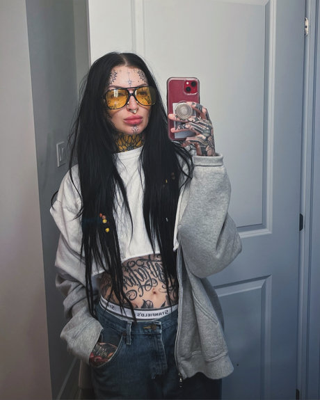 Foto di nudo di fuga di OnlyFans di Piixiequeen