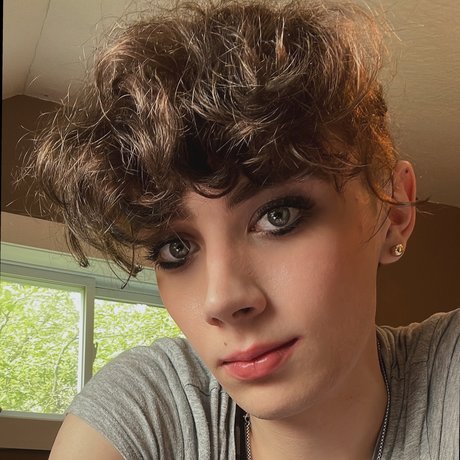 Foto di nudo di fuga di OnlyFans di Hana 