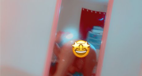 Foto di nudo di fuga di OnlyFans di Nina