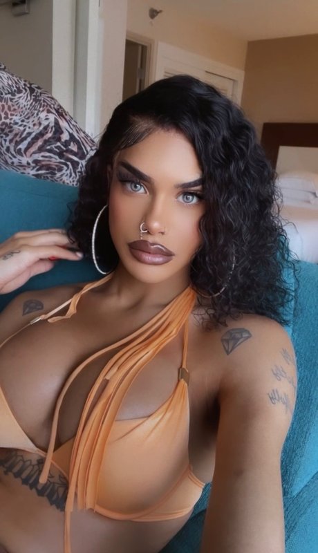 Foto di nudo di fuga di OnlyFans di The Xxxperience 