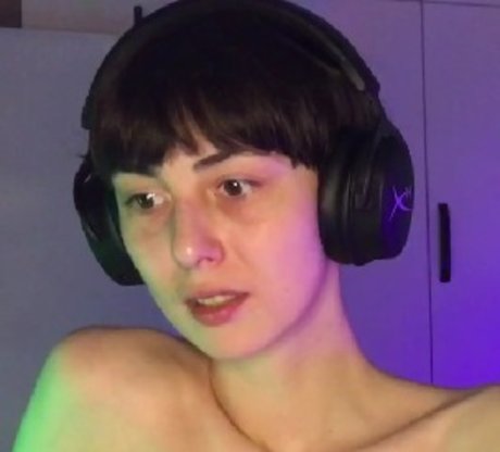 Foto di nudo di fuga di OnlyFans di Sonia Baby