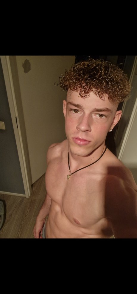 Foto di nudo di fuga di OnlyFans di Stoutericky