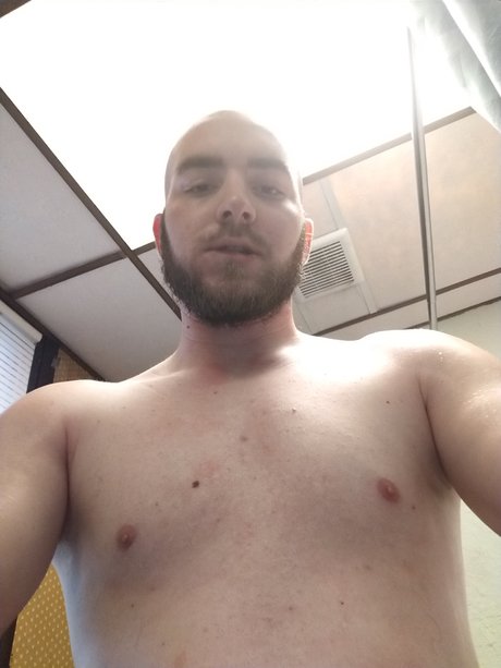 Foto di nudo di fuga di OnlyFans di Joseph Yeomans