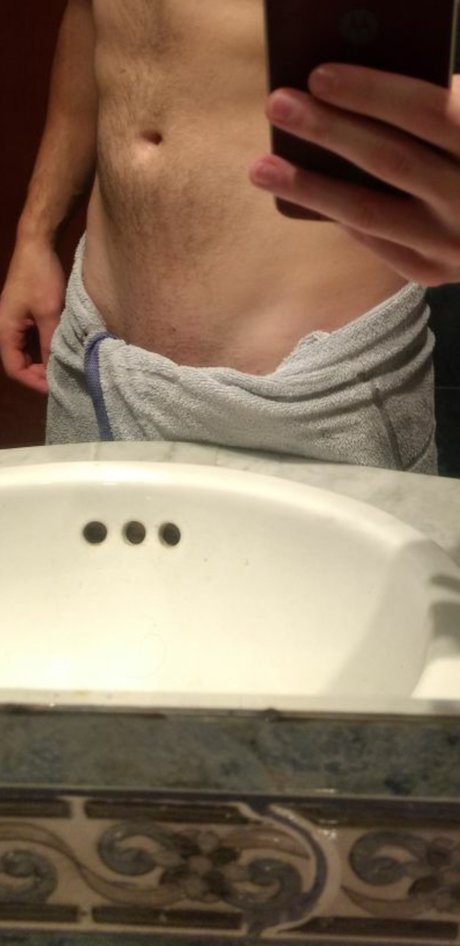 Foto di nudo di fuga di OnlyFans di Tom