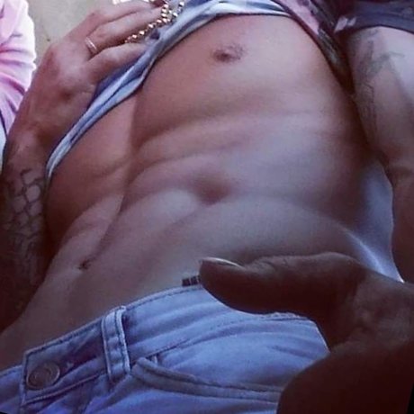 Foto di nudo di fuga di OnlyFans di Ragnar