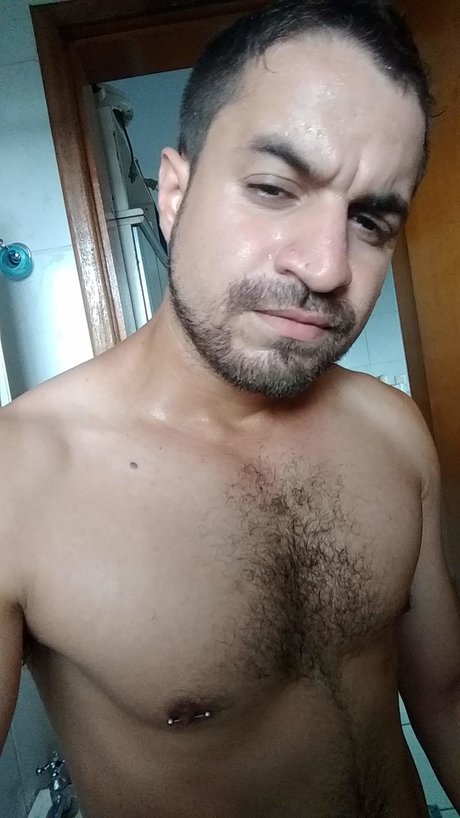 Foto di nudo di fuga di OnlyFans di Wes