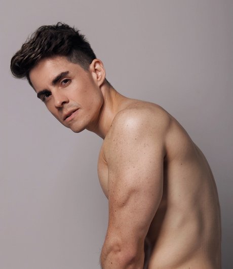 Foto di nudo di fuga di OnlyFans di Douglas Toledo