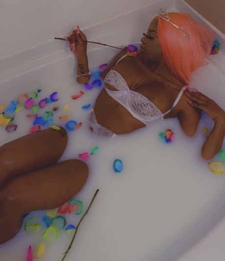Foto di nudo di fuga di OnlyFans di Princess Pretty Mfer